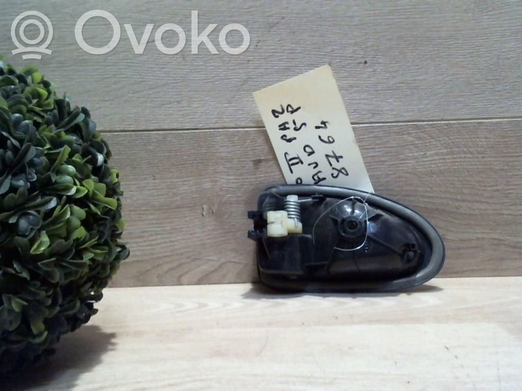 Etuoven sisäkahva   8200711135,8200711135
