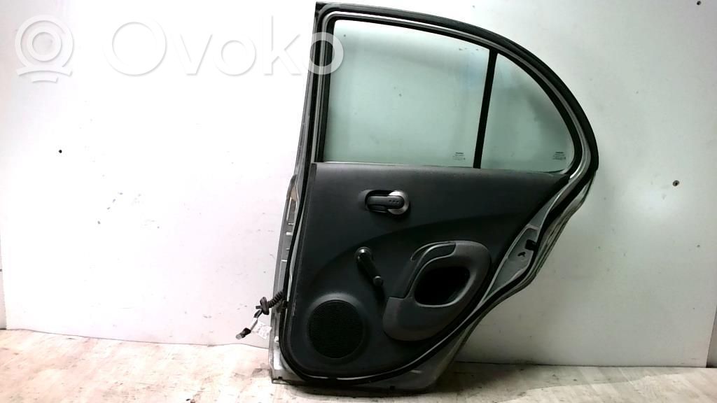 Puerta trasera   82100AX130,82100AX130