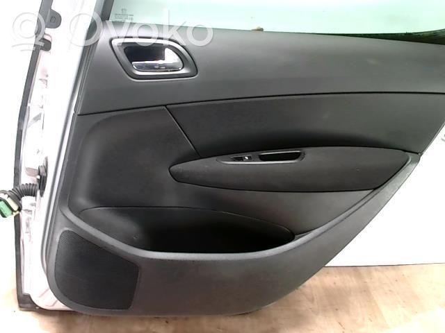 Drzwi tylne   9008S1,9008S1