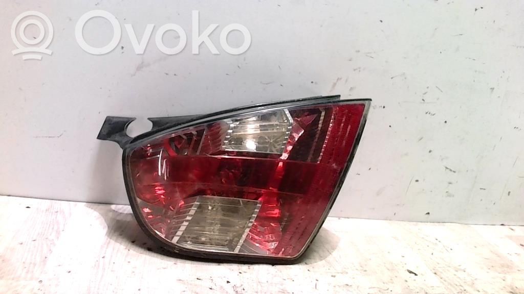 Rear/tail lights