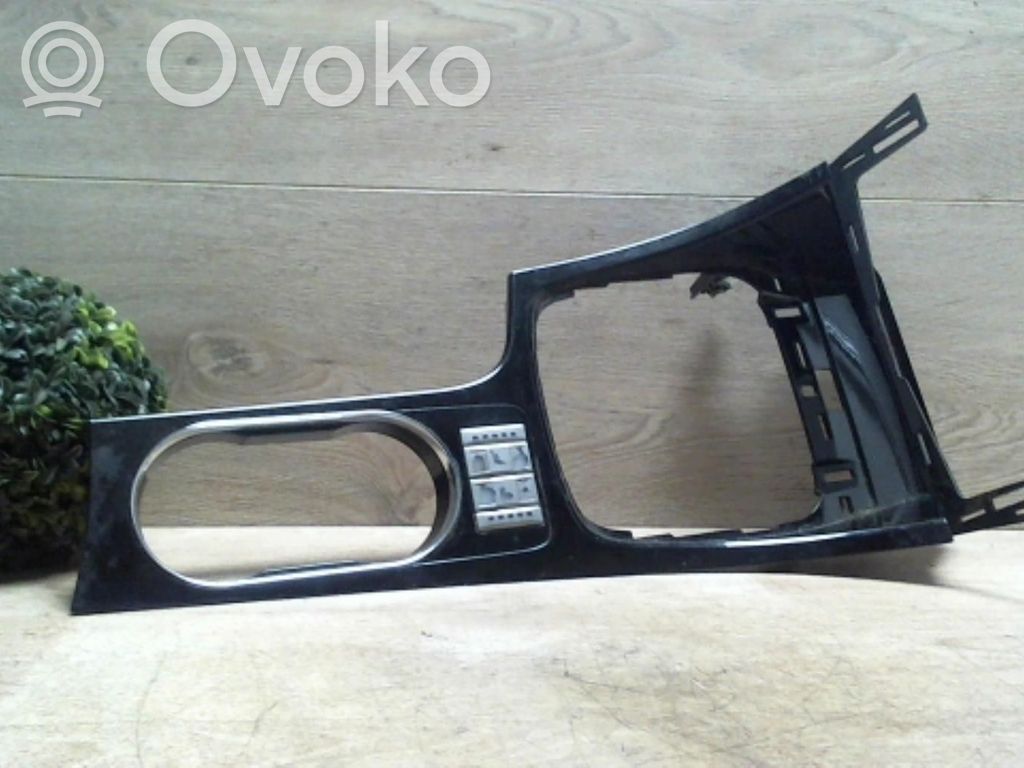 Ford Mondeo MK IV Consola central 