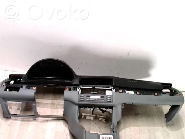 BMW 3 E46 Tableau de bord 