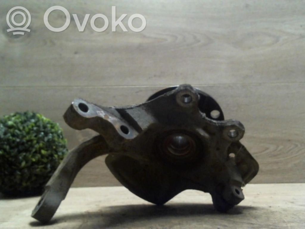 Opel Tigra A Cubo de rueda delantera 