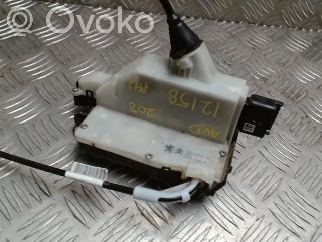 Peugeot 208 I Încuietoare ușă față 