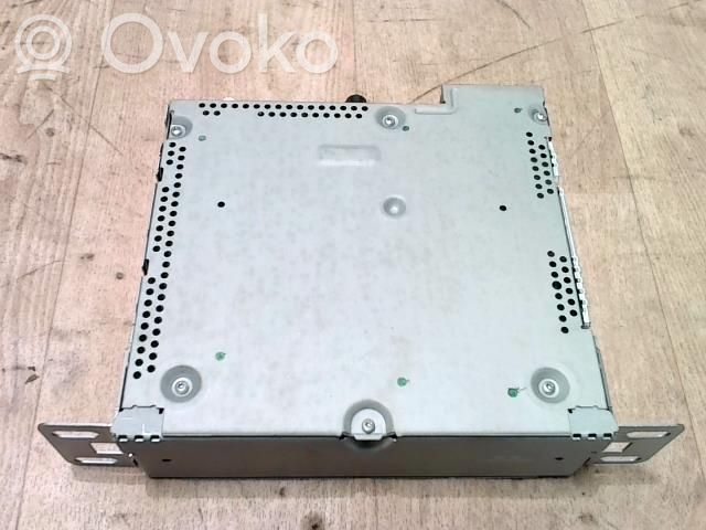 Panel / Radioodtwarzacz CD/DVD/GPS   281157989R,281157989R