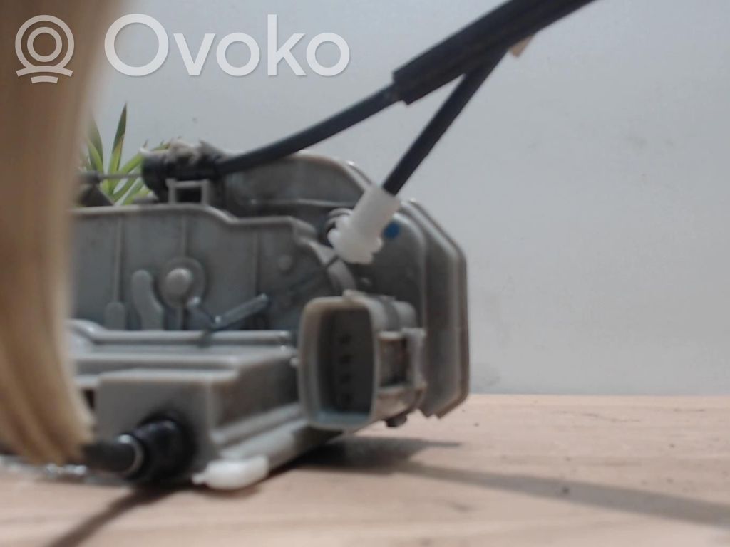 Etuoven lukko   0000051751864,0000051751864