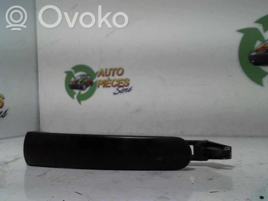Manecilla externa puerta delantera   3B0837207GGRU,3B0837207GGRU
