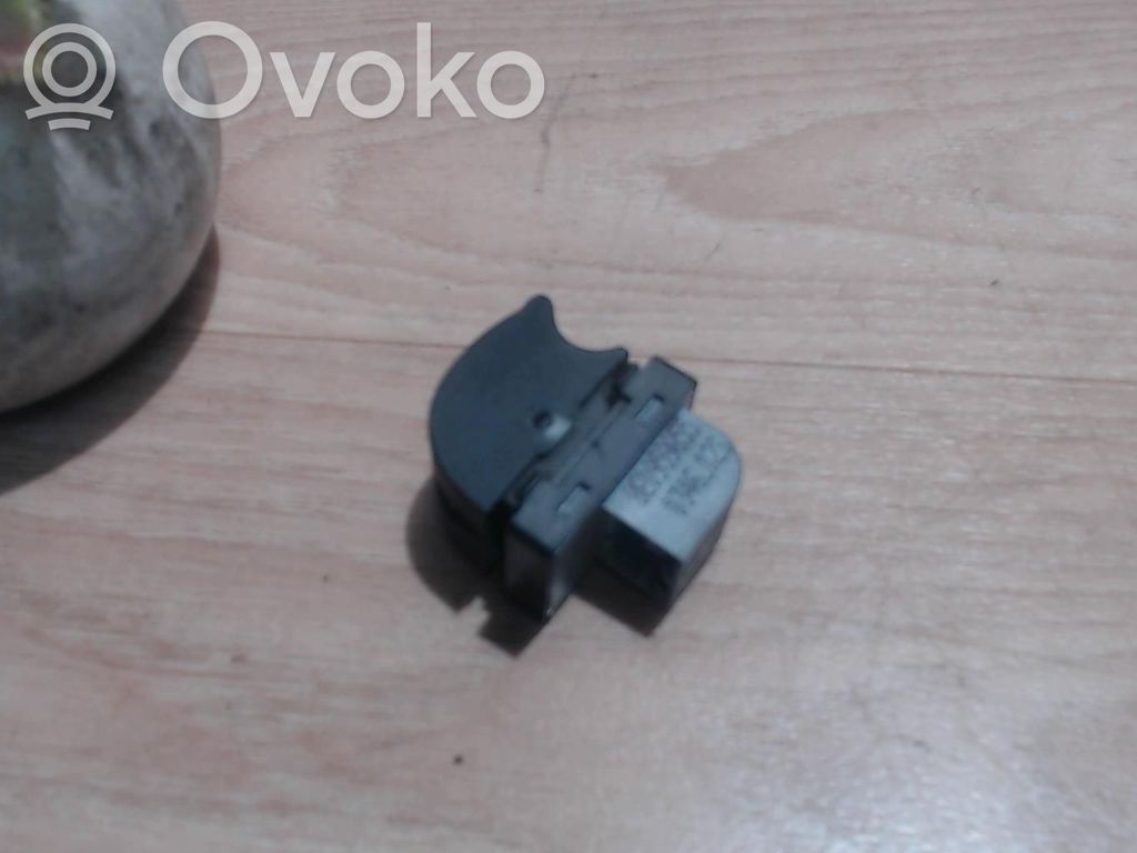 Audi A4 S4 B7 8E 8H Interrupteur commade lève-vitre