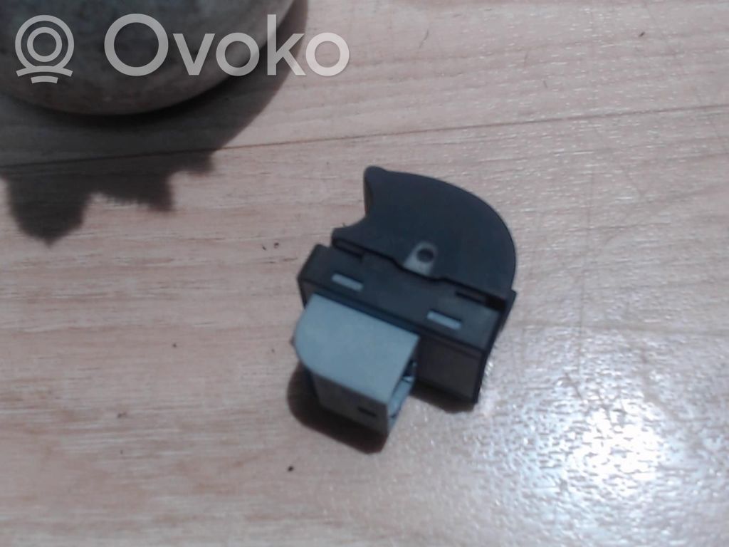 Interruptor del elevalunas eléctrico