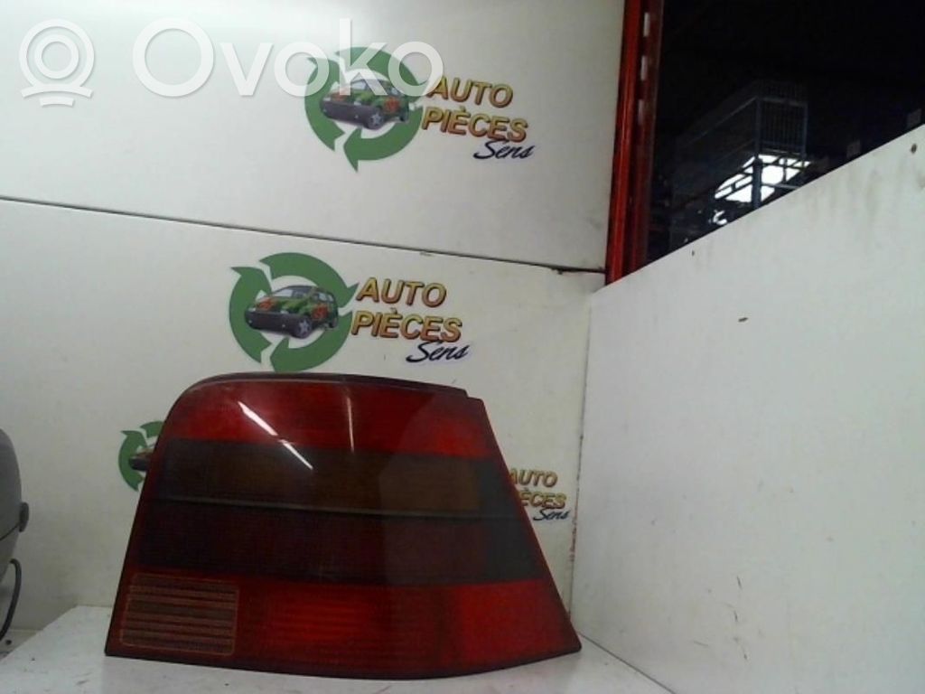 Lampa tylna