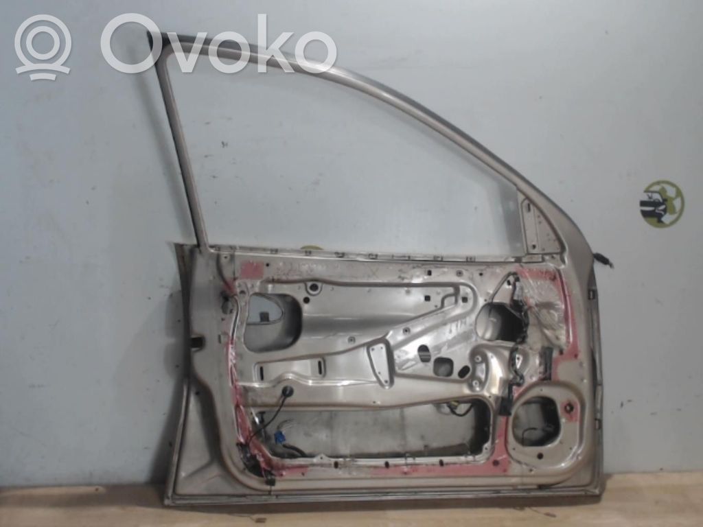 Opel Omega B2 Puerta delantera 