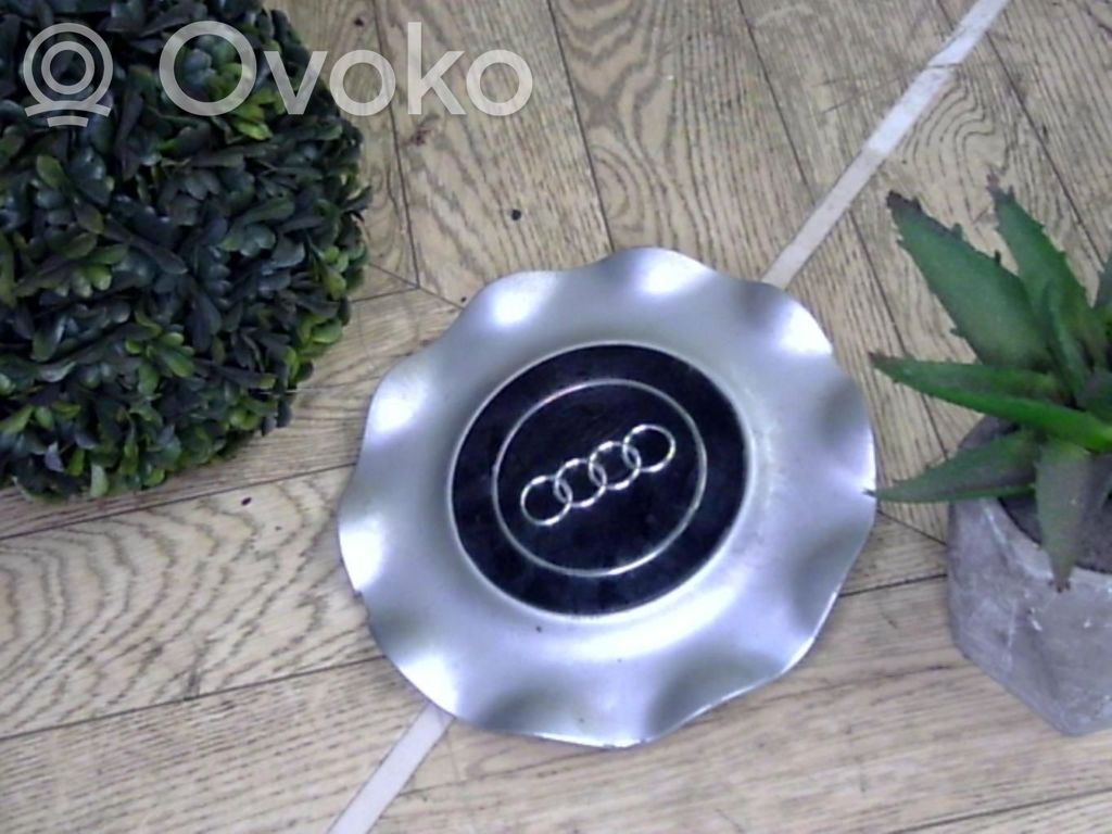 Audi A4 S4 B5 8D Capac roată original 