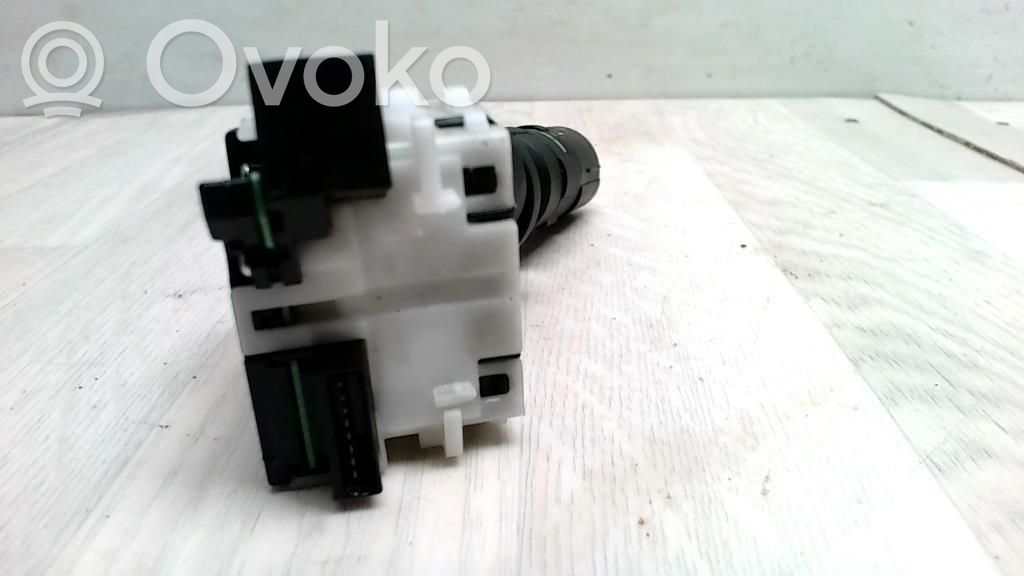 Nissan Qashqai Boutons / interrupteurs volant