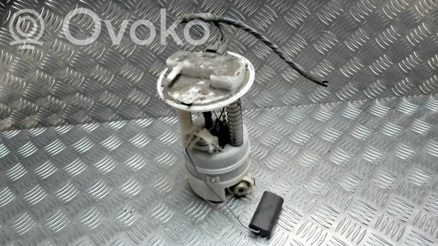 Nissan Micra C+C Pompa carburante immersa 
