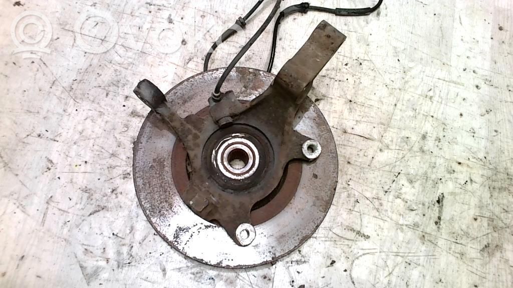 Renault Laguna I Mozzo ruota anteriore 