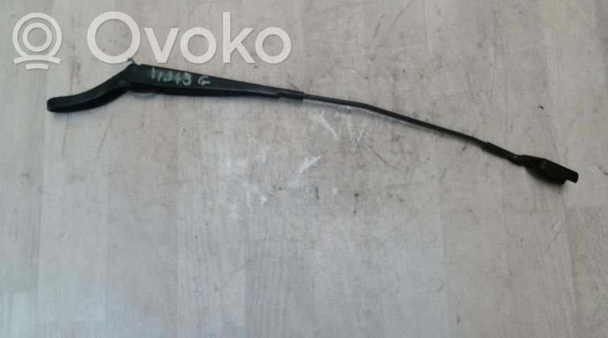 Peugeot 208 I Ramię wycieraczki szyby przedniej / czołowej 