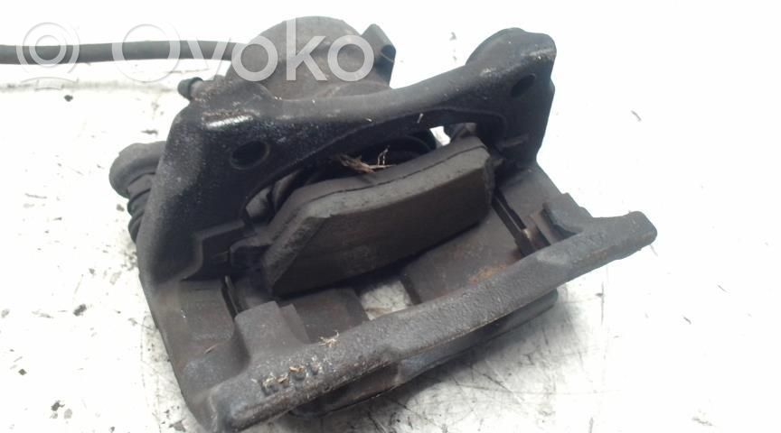 Renault Clio III Pinza del freno anteriore