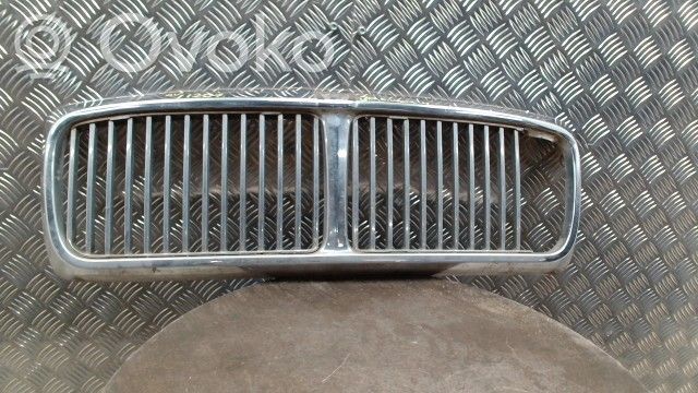 Jaguar XJ X40 Etusäleikkö 