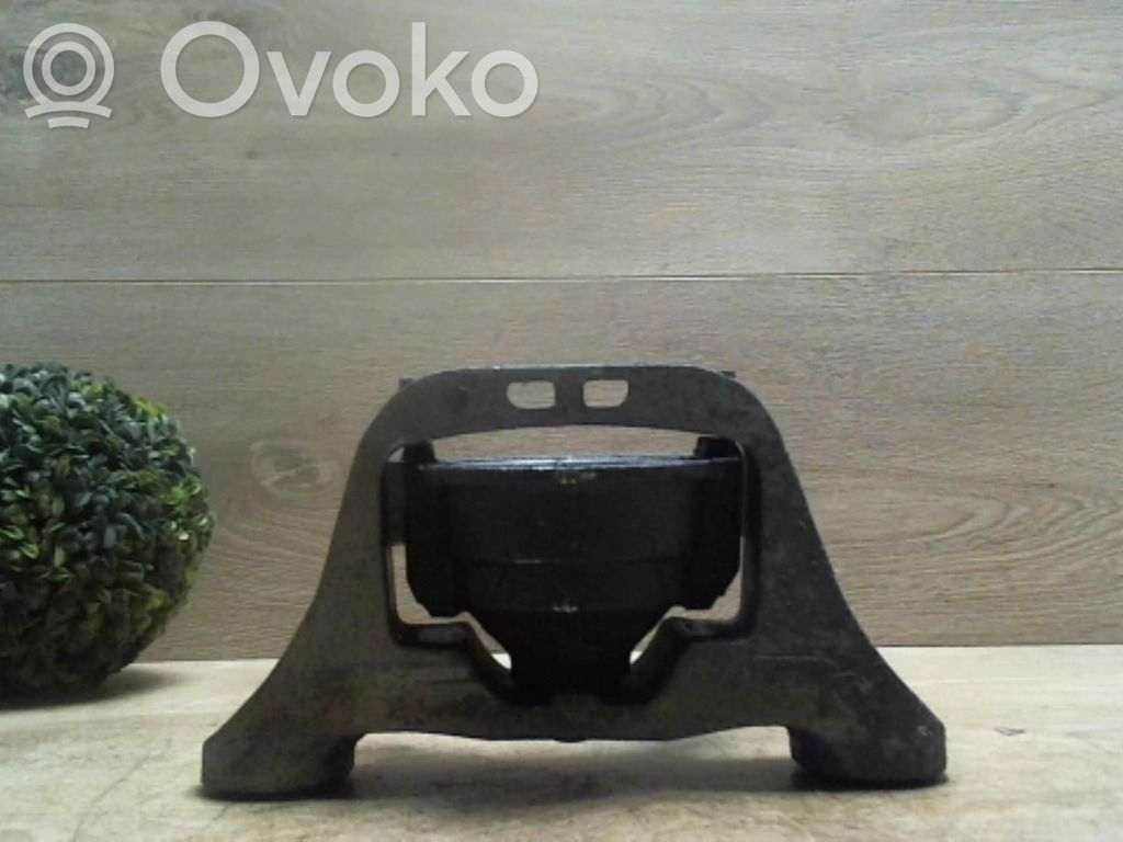 Soporte de montaje del motor