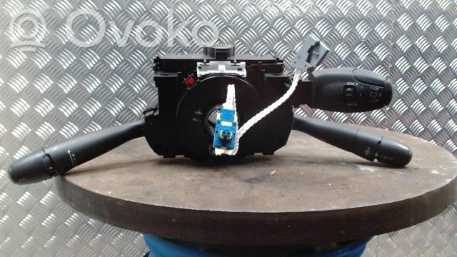 Citroen Berlingo Boutons / interrupteurs volant 