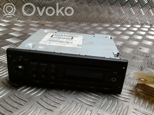 Radio/CD/DVD/GPS-pääyksikkö   281112231R,281112231R