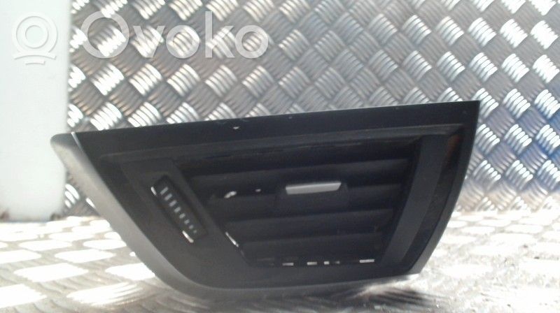 Grille d'aération centrale   64229205355,64229205355