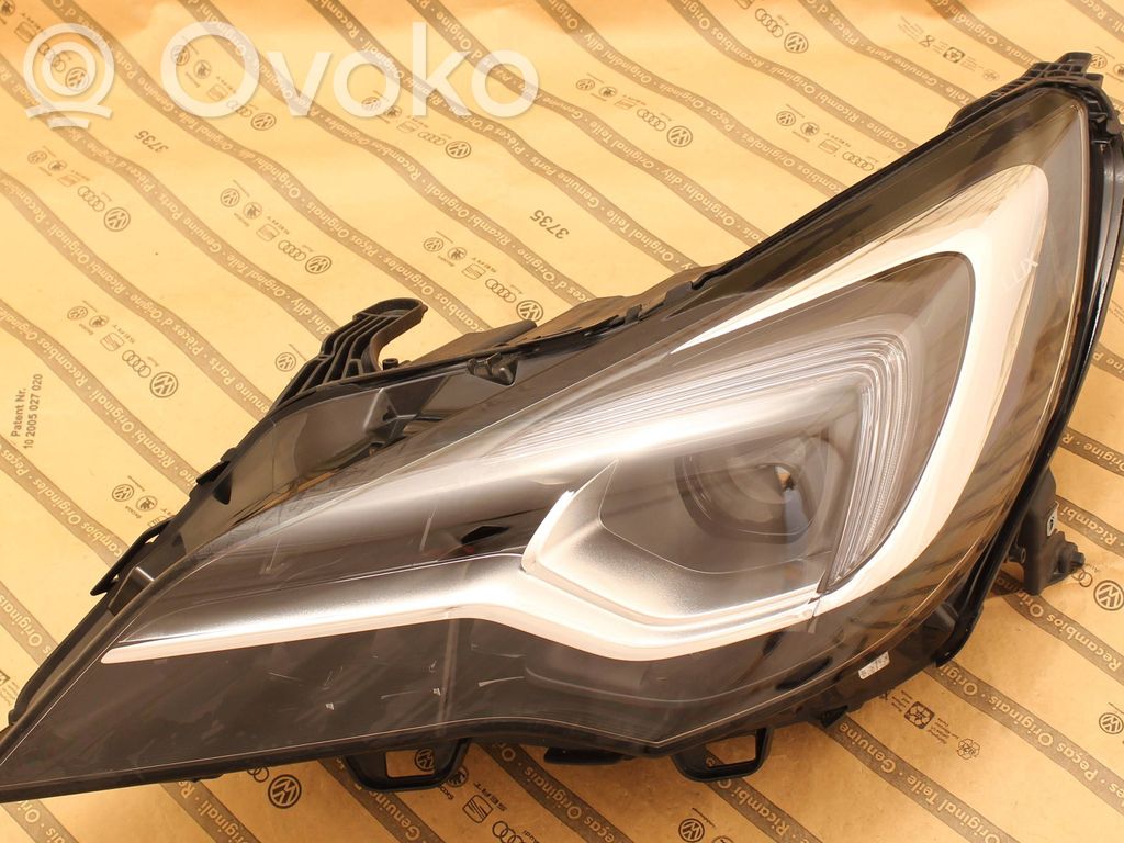 Opel Astra K Phare frontale 