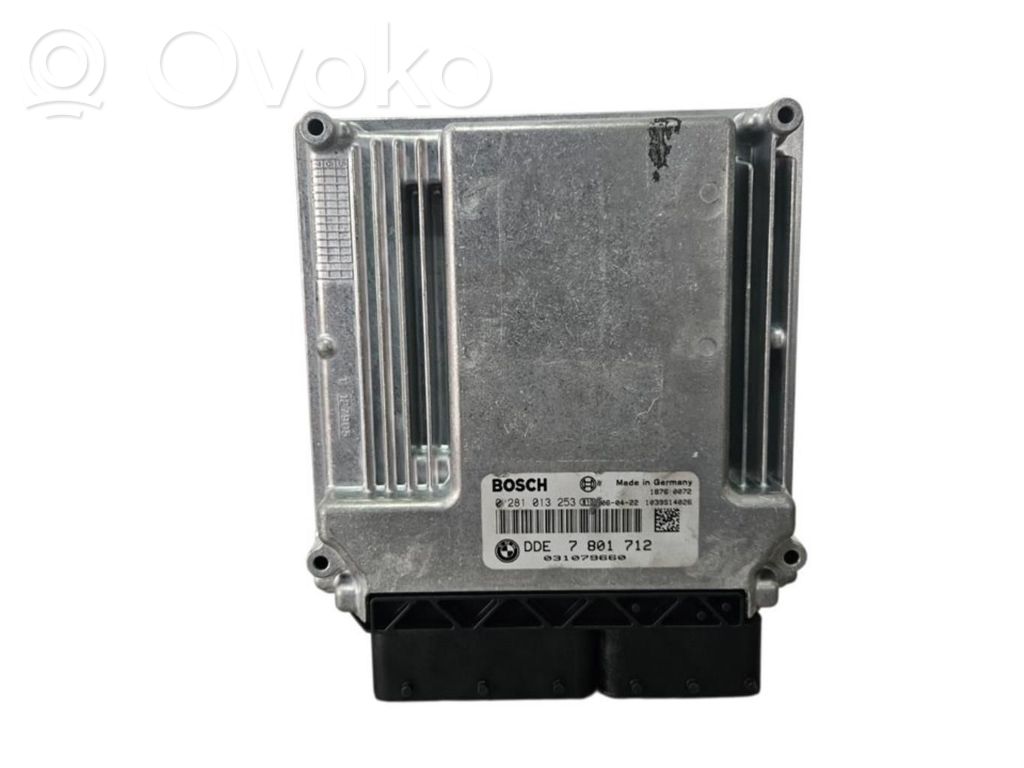 Unidad de control/módulo ECU del motor   7801712