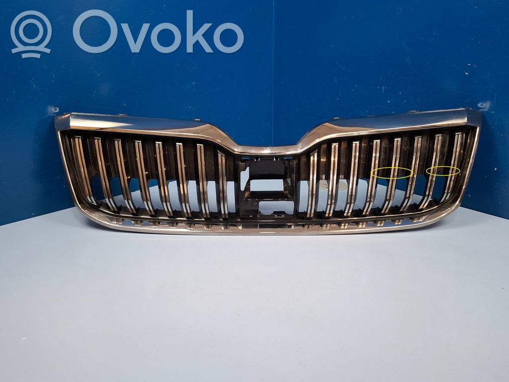 Skoda Superb B8 (3V) Front bumper upper radiator grill 
