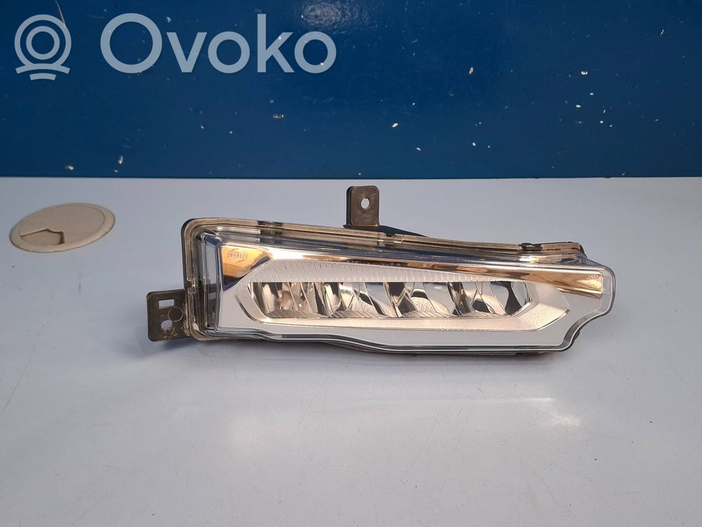 BMW X3 G01 Światło przeciwmgłowe przednie 