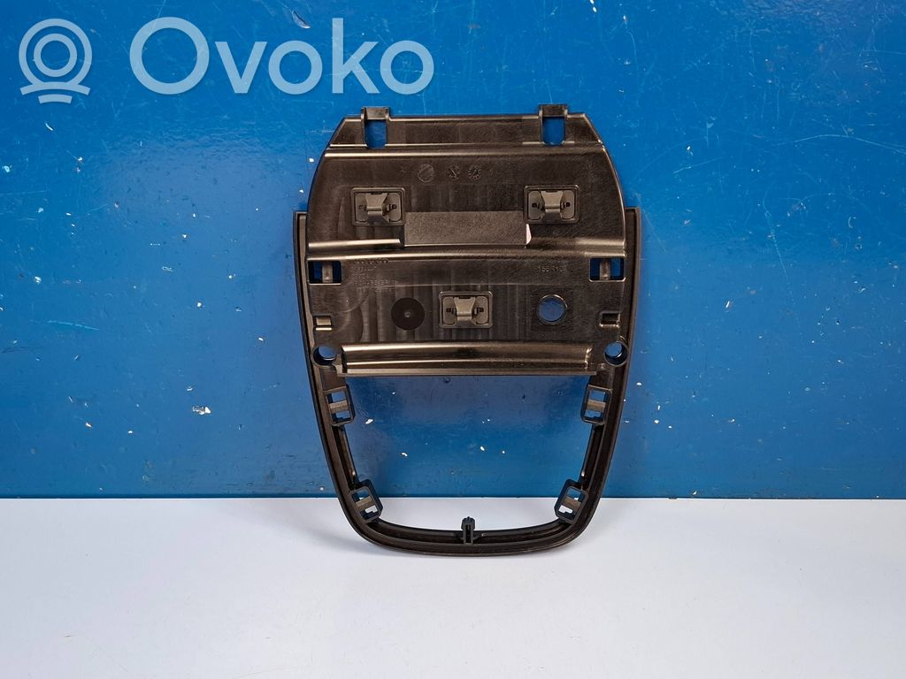 Volvo XC40 Kita salono detalė 