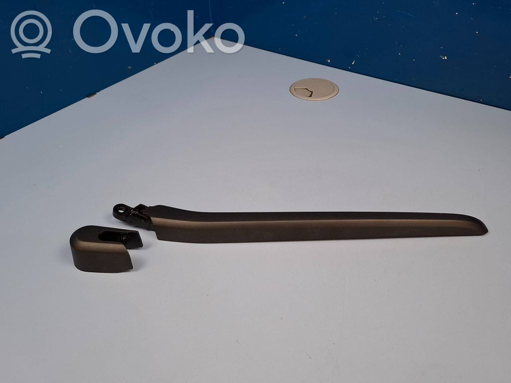 Volvo XC40 Ramię wycieraczki szyby tylnej 
