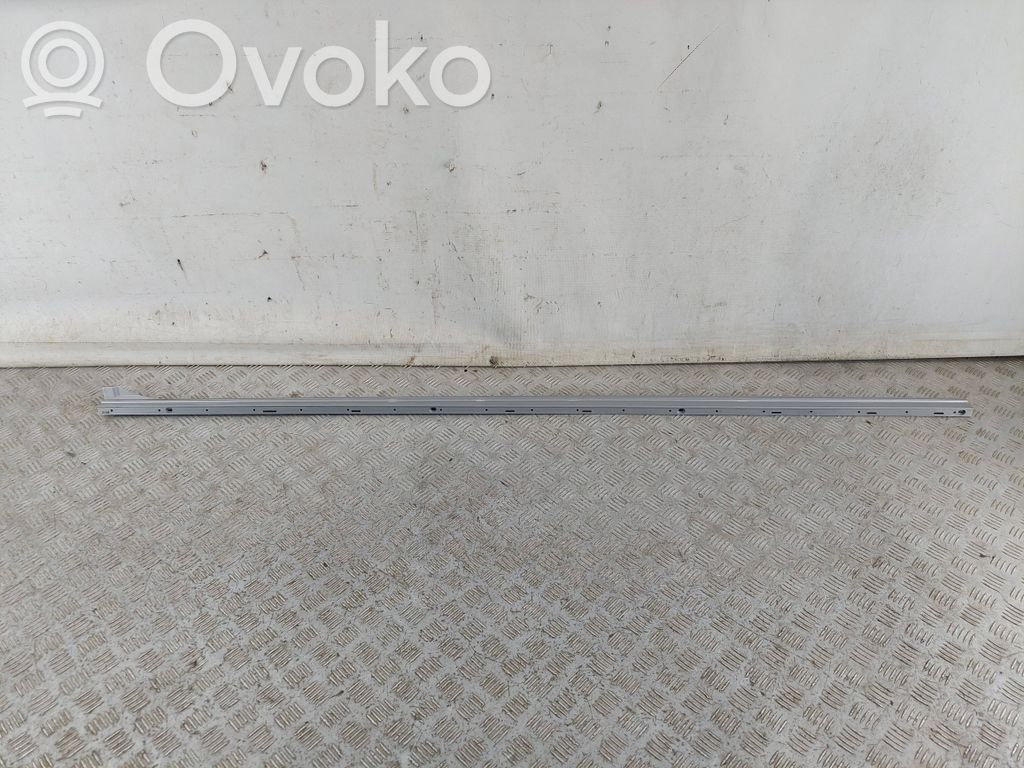 Volvo XC90 Kynnyksen/sivuhelman lista 