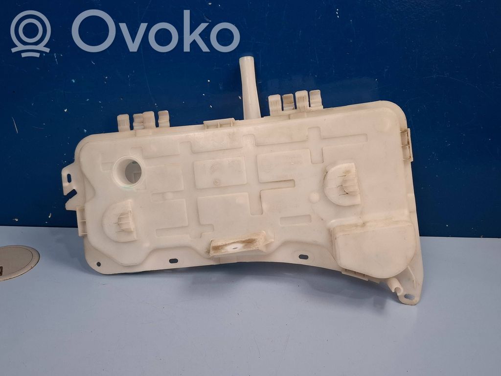 Opel Combo E Langų skysčio bakelis 
