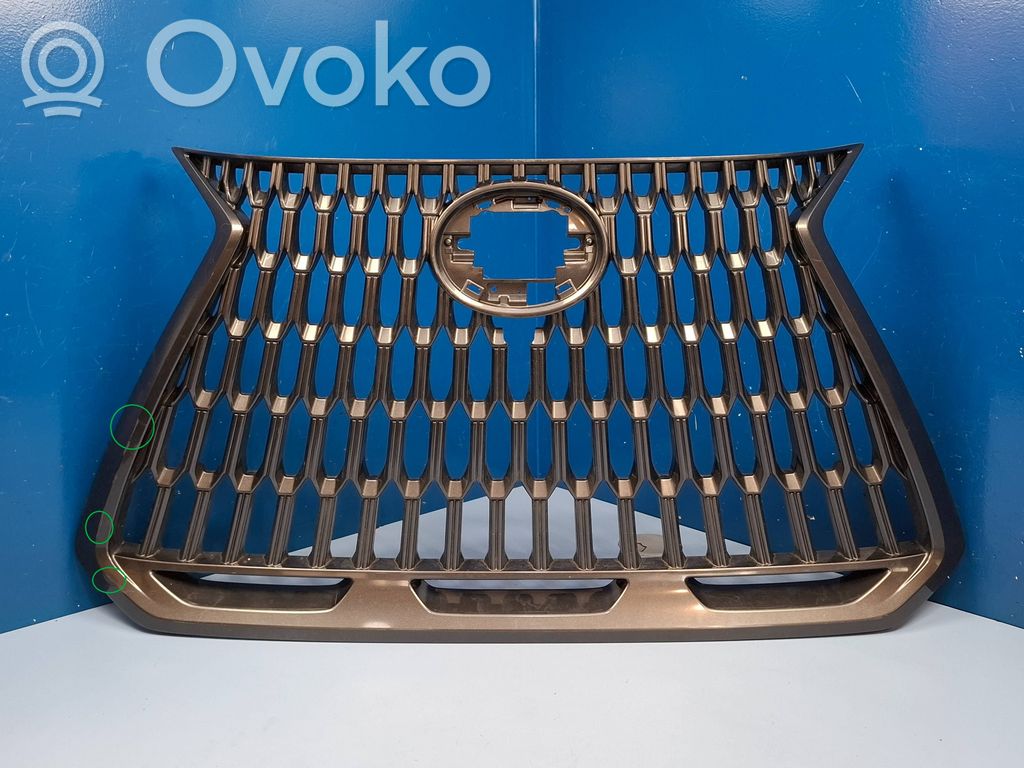 Lexus NX Etupuskurin ylempi jäähdytinsäleikkö 