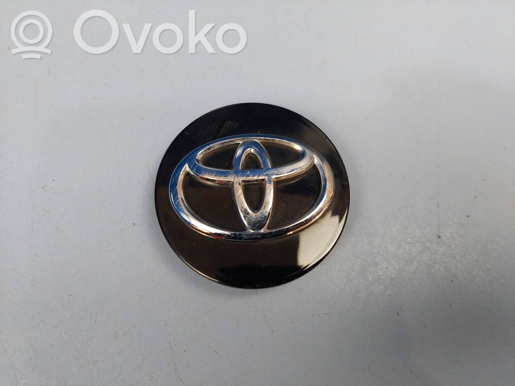 Toyota RAV 4 (XA50) Dekielki / Kapsle oryginalne 