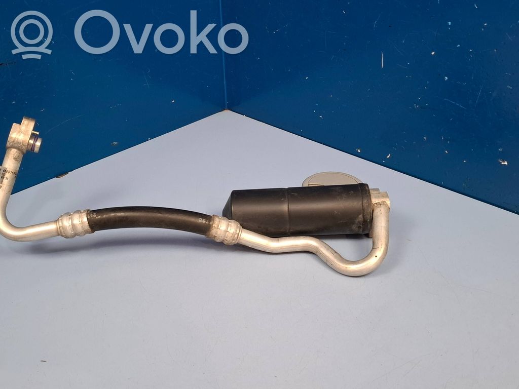 Audi e-tron Ilmastointilaitteen putki (A/C) 