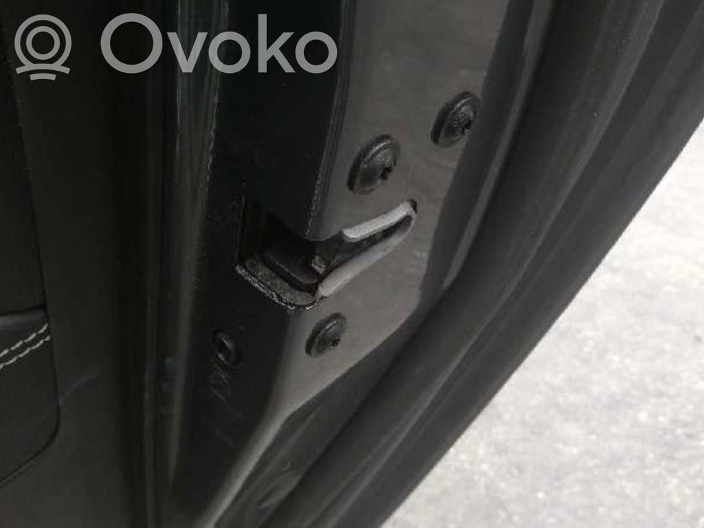 Opel Astra J Încuietoare ușă spate 