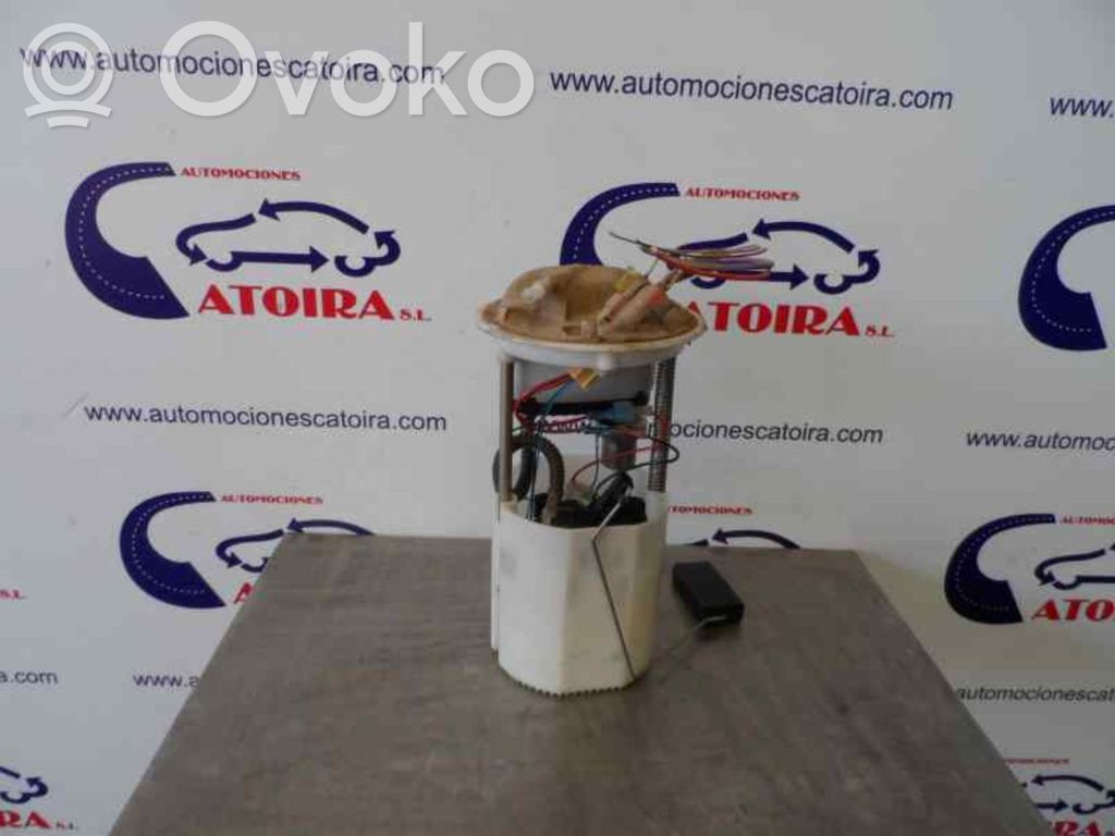 Bomba interna de combustible