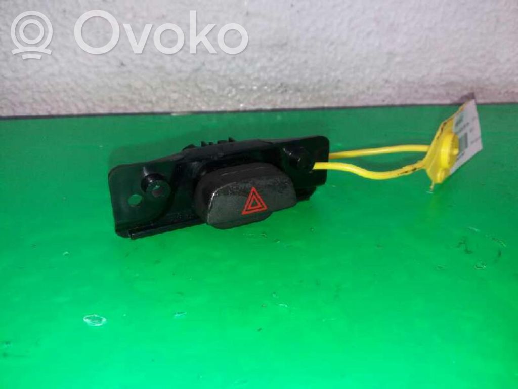Ford Fusion Botón interruptor de luz de peligro 