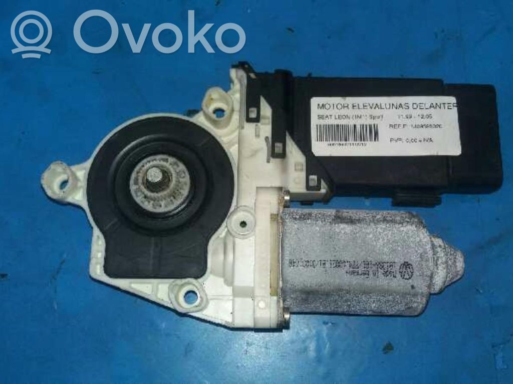 Silnik szyby / okna karoseryjnego   1J09598020