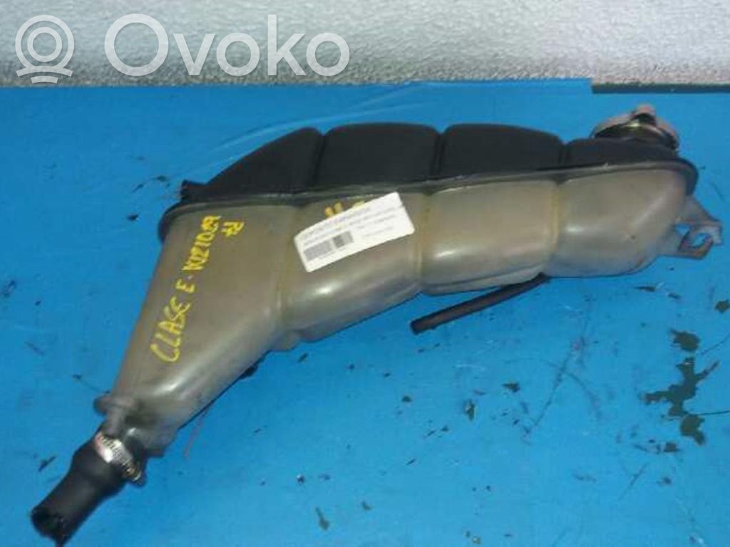 Mercedes-Benz E W210 Vaso di espansione carburante