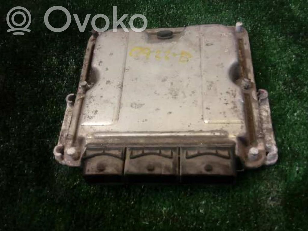 Unidad de control/módulo ECU del motor   0281010482
