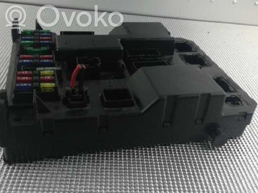 Ramka / Moduł bezpieczników   9651196880