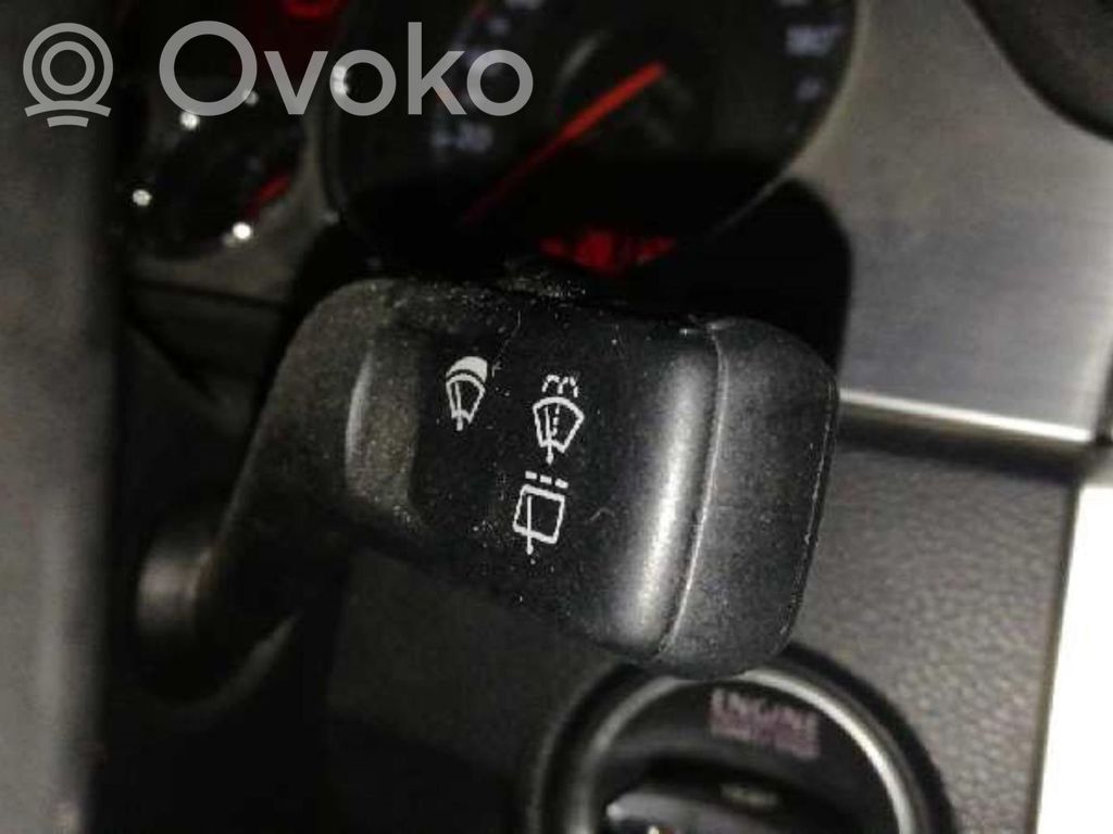 Volkswagen PASSAT Comutator/buton multifuncțional 