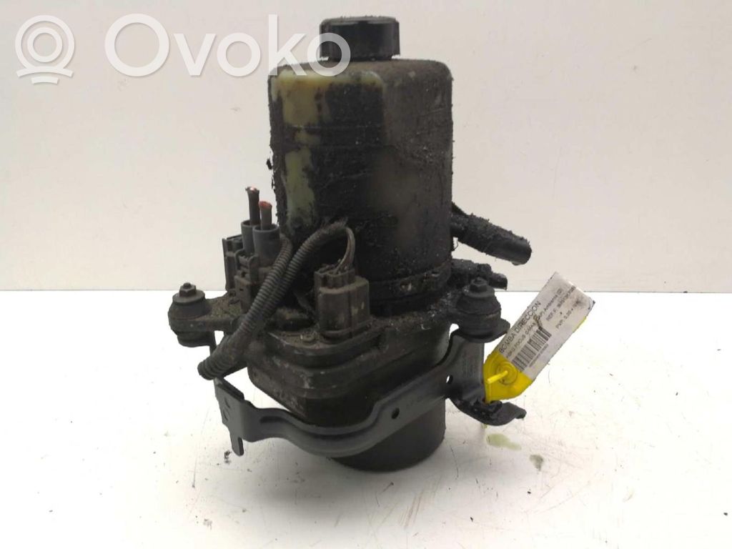 Ford Focus C-MAX Ohjaustehostimen pumppu 