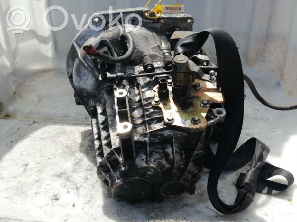 Cutie viteze manuală cu 5 trepte   3M5R7002YD
