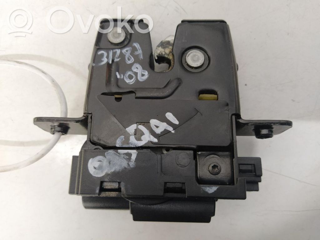Nissan Qashqai Zamek klapy tylnej / bagażnika 