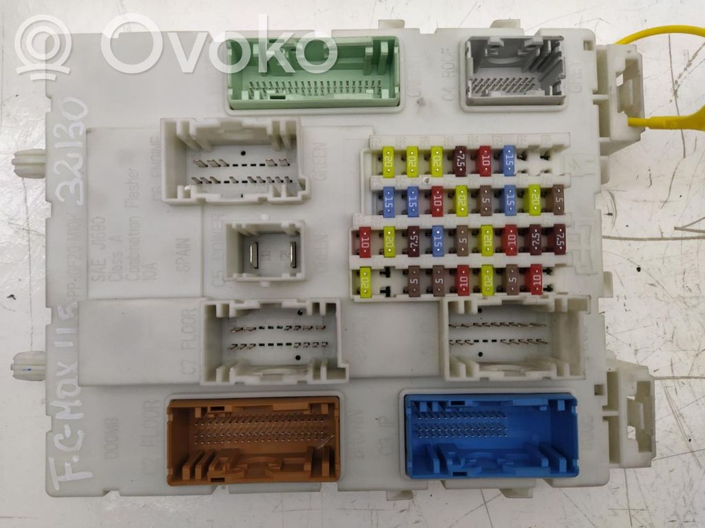 Ford C-MAX II Fuse module 