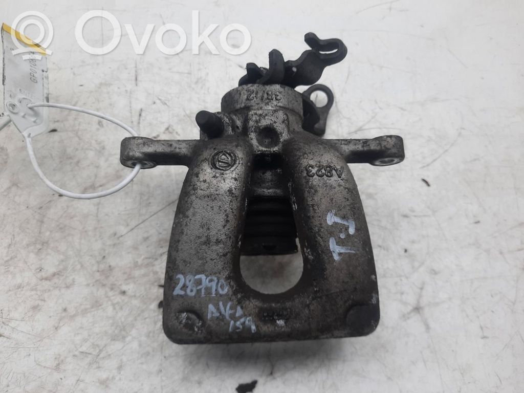 Alfa Romeo 166 Set discuri frână și etriere 